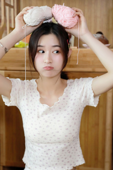 办公室性感女秘书